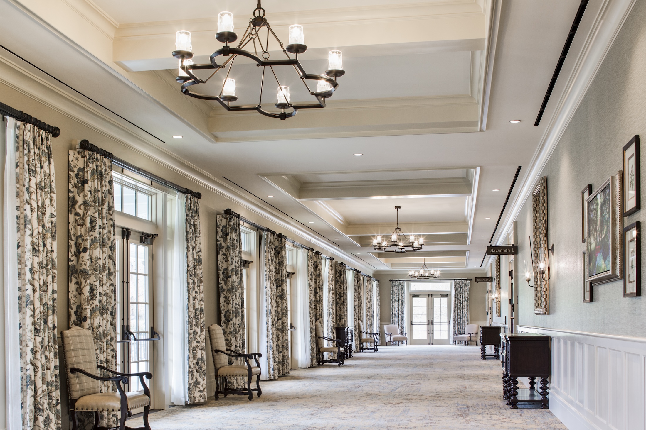 A foyer in Georgian Hall.