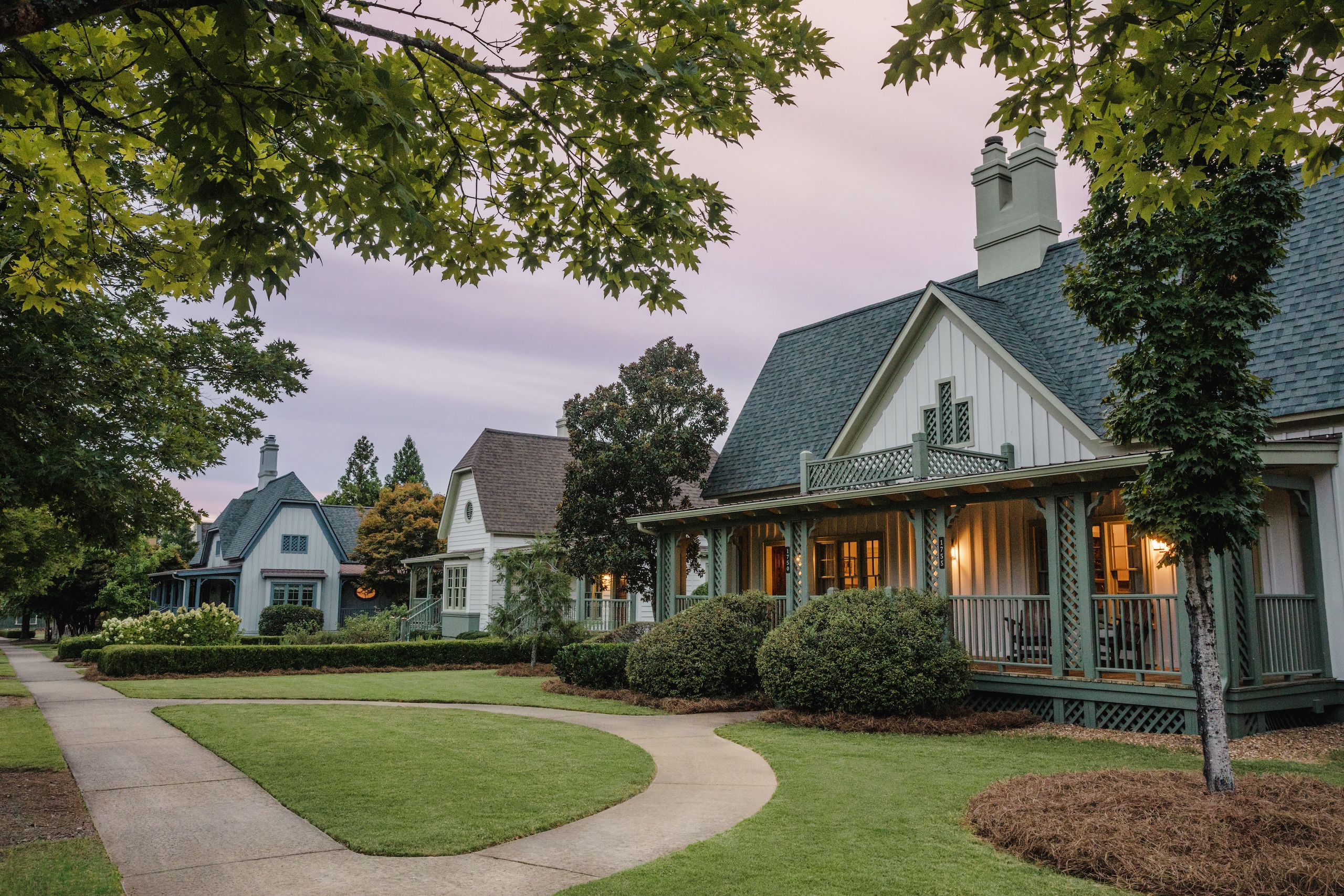 The exterior of cottages in the village at Barnsley Resort.